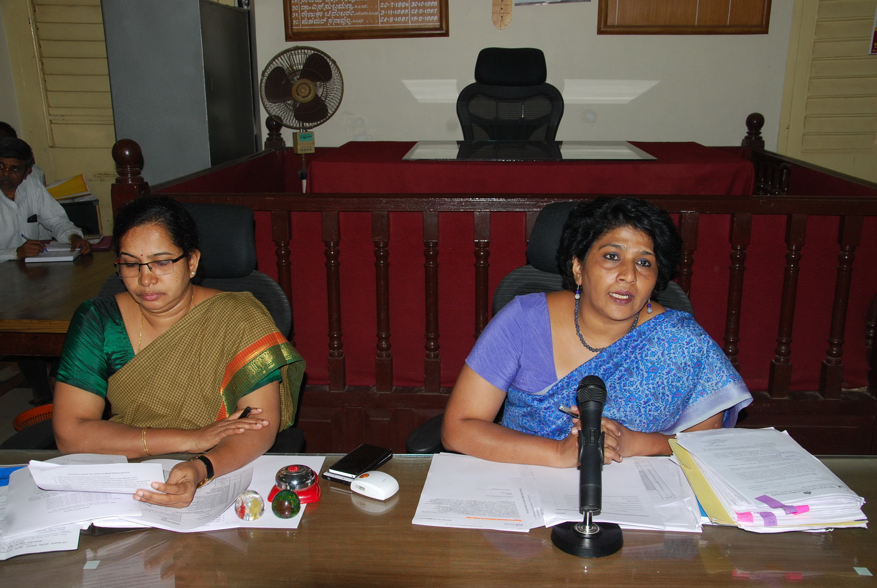 ಕೋಲಾರ: 24 ಗಂಟೆಯೊಳಗೆ ಫ್ಲೆಕ್ಸ್, ಬ್ಯಾನರ್ ತೆರವು: ಜಿಲ್ಲಾಧಿಕಾರಿ ಜಿ.ಸತ್ಯವತಿ